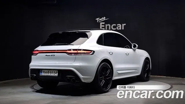 Porsche Macan 2023