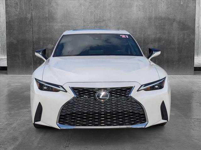 Lexus IS 300 2021