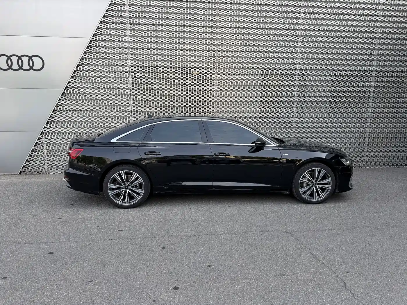 Audi A6 2025