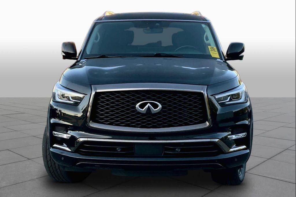 Infiniti QX80 2023