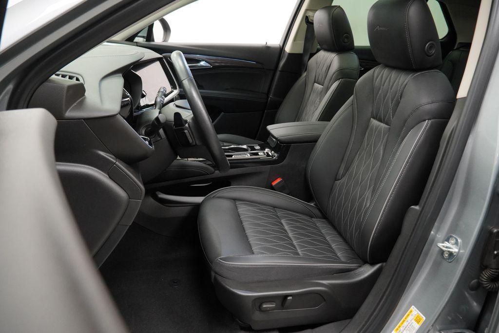 Buick Envision 2023