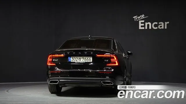 Volvo S60 2021