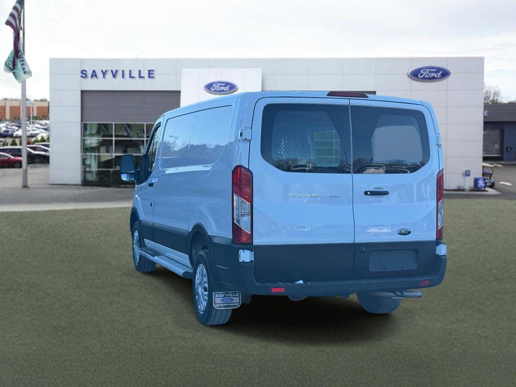 Ford Transit 2024