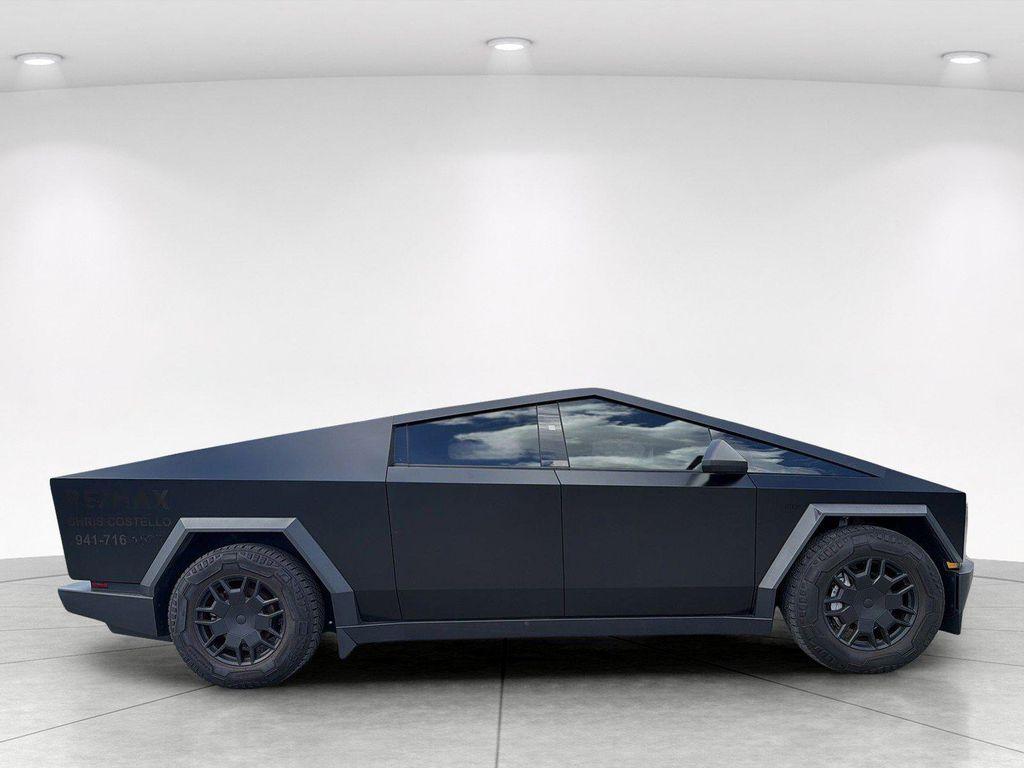 Tesla Cybertruck 2024