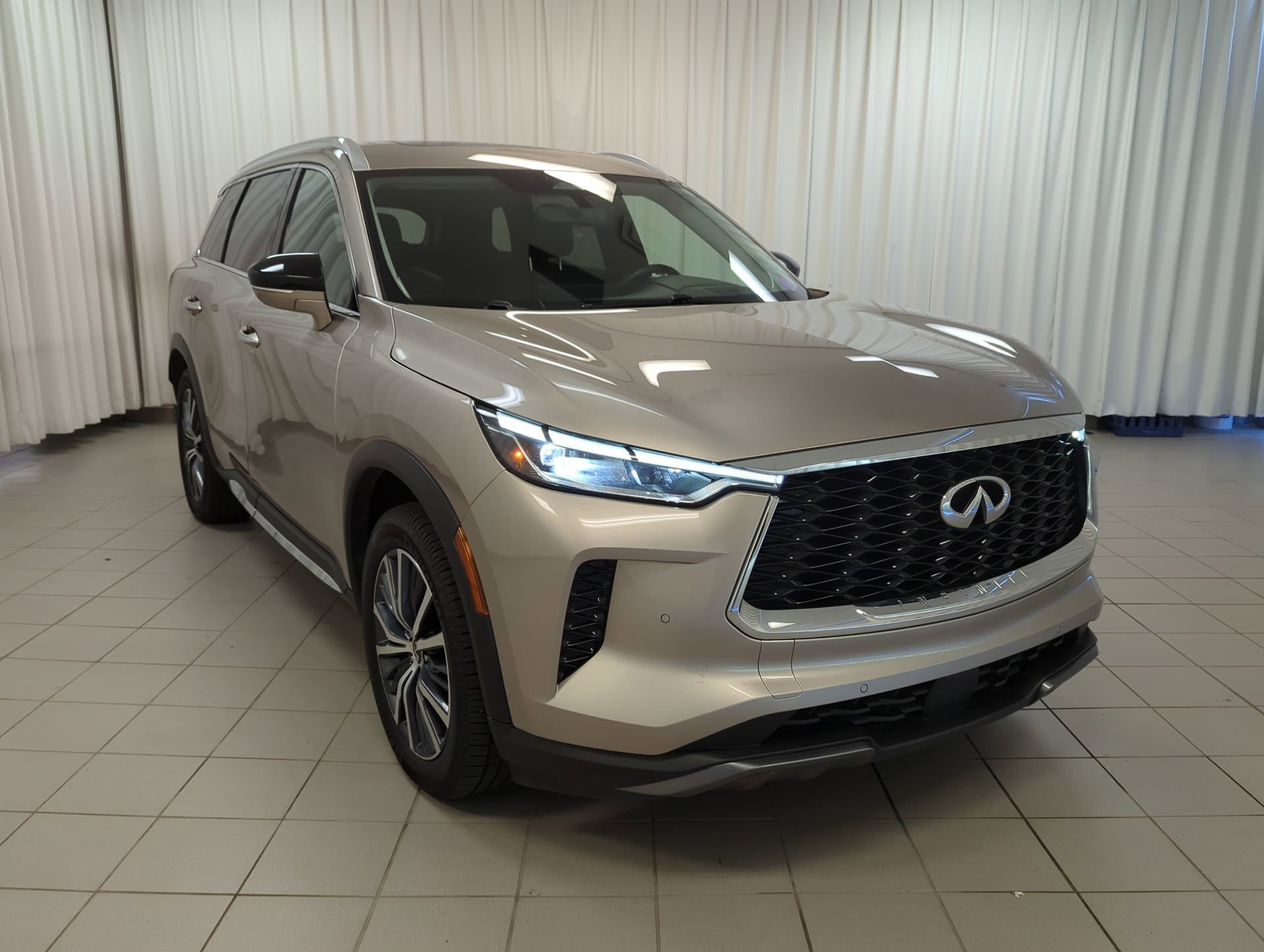 Infiniti QX60 2023