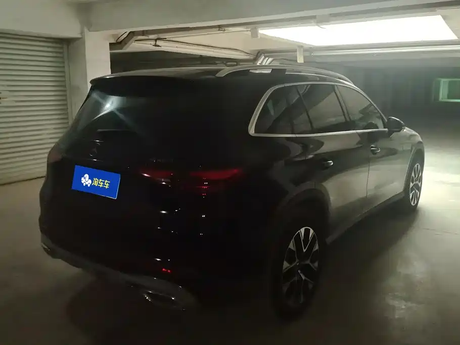 Mercedes-Benz GLC 2025