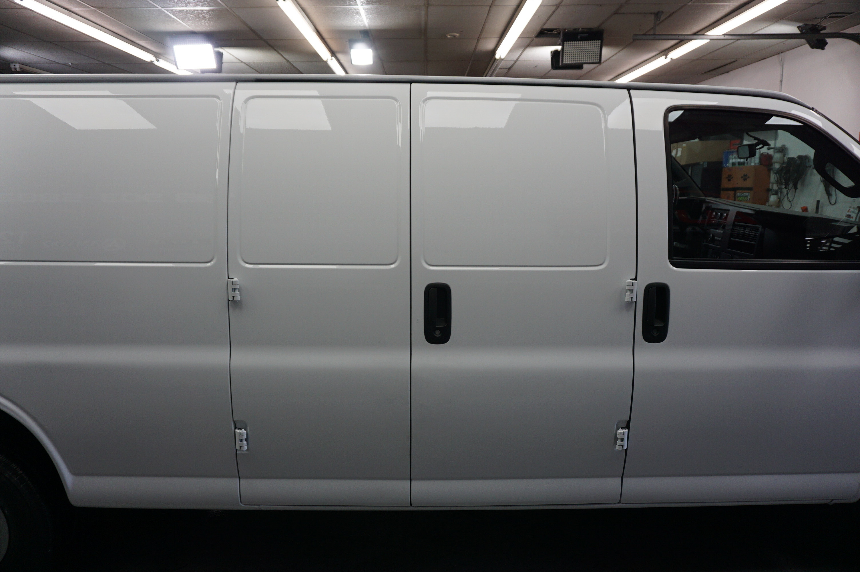 GMC Savana 2023