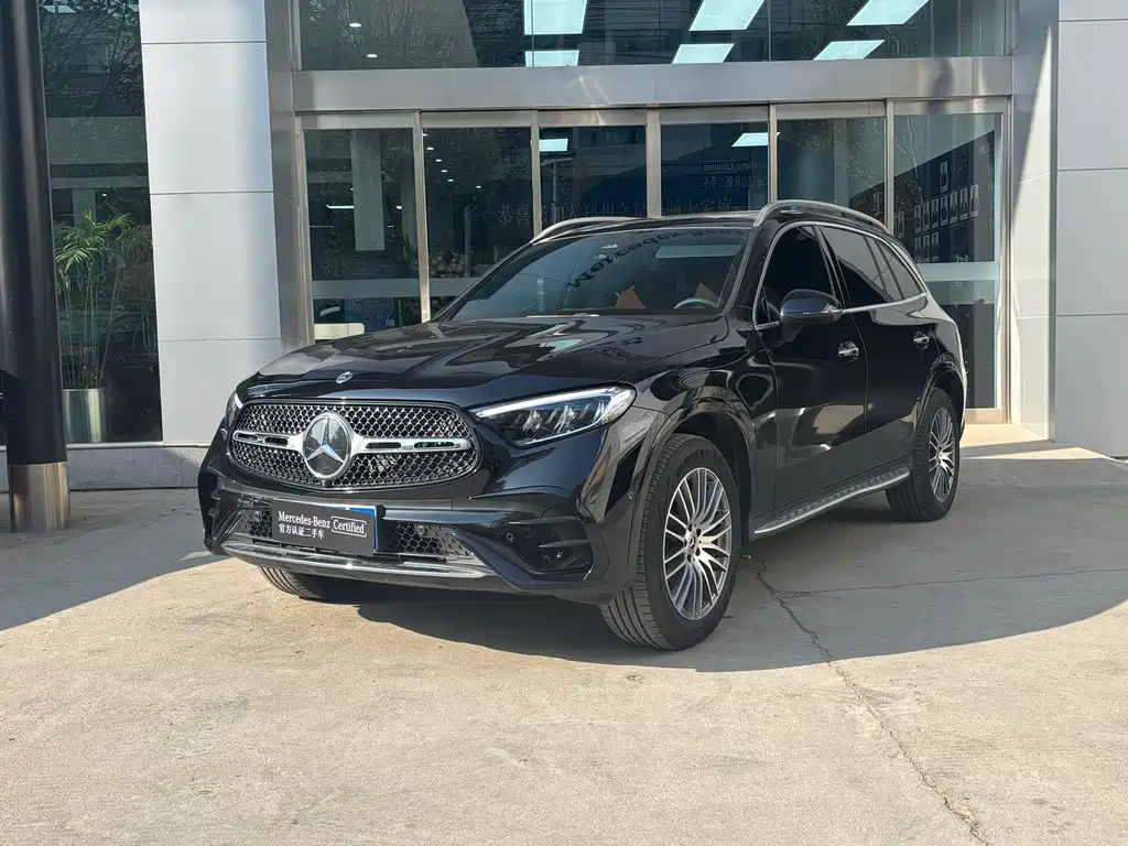 Mercedes-Benz GLC 2023