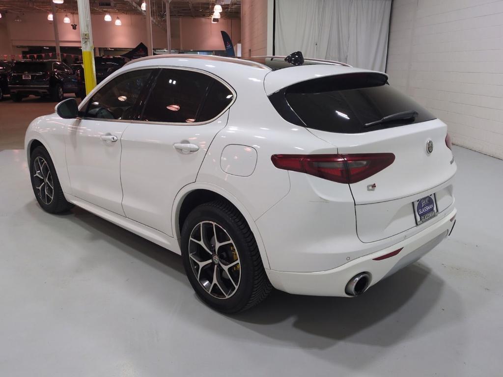 Alfa Romeo Stelvio 2021