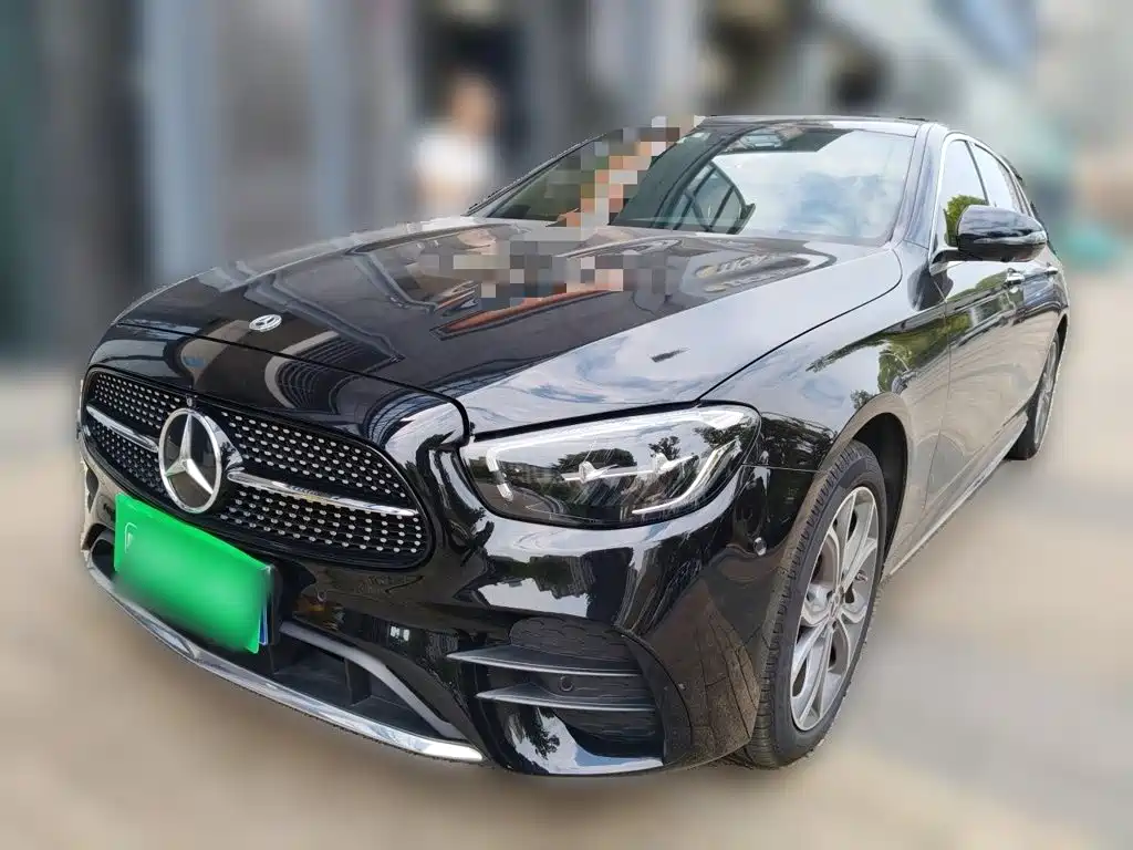 Mercedes-Benz E-Класс 2022