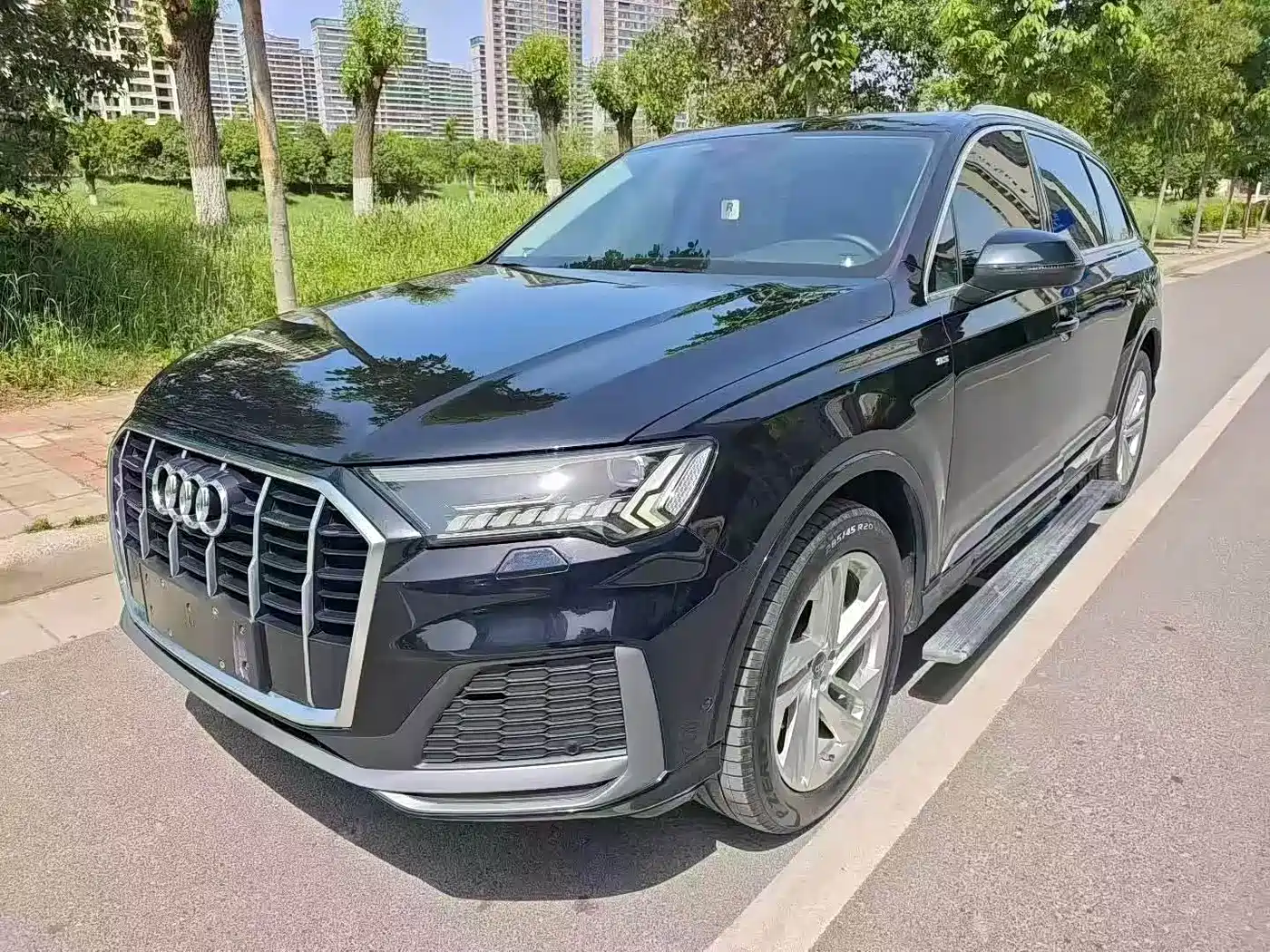 Audi Q7 2021