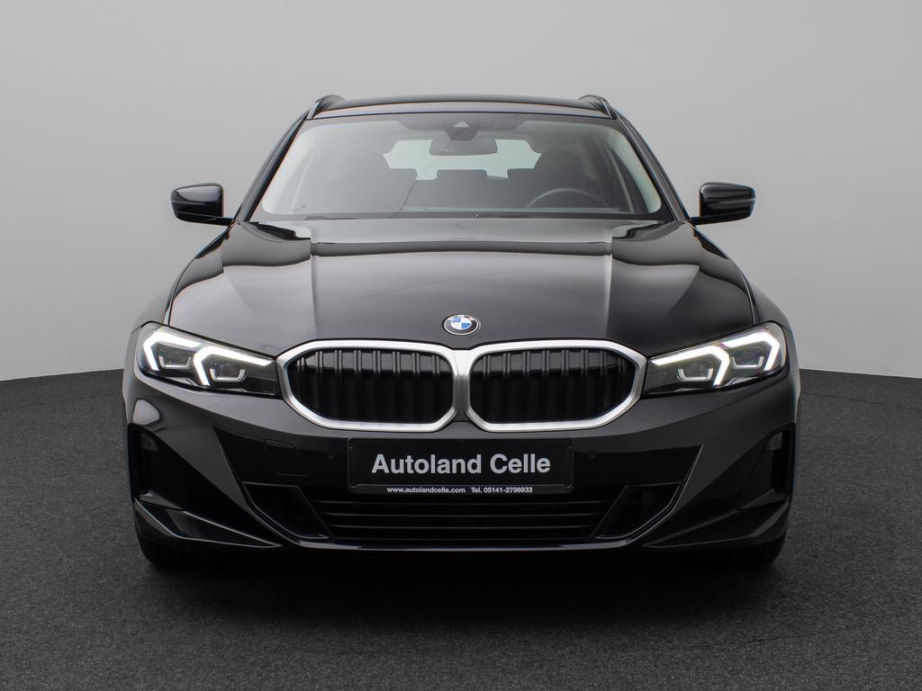 BMW 320 2023