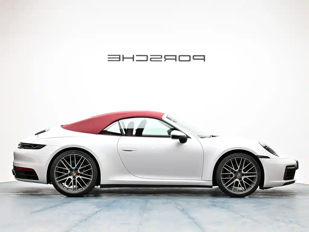 Porsche 911 2023