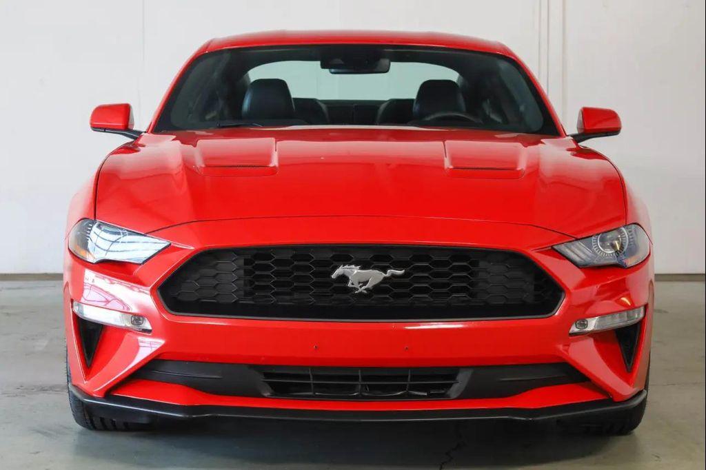 Ford Mustang 2021