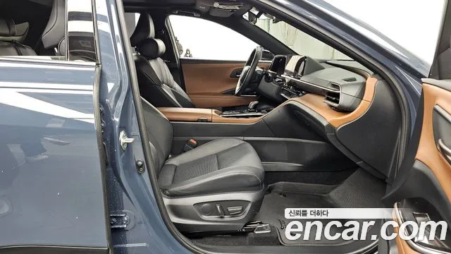Toyota Crown 2025