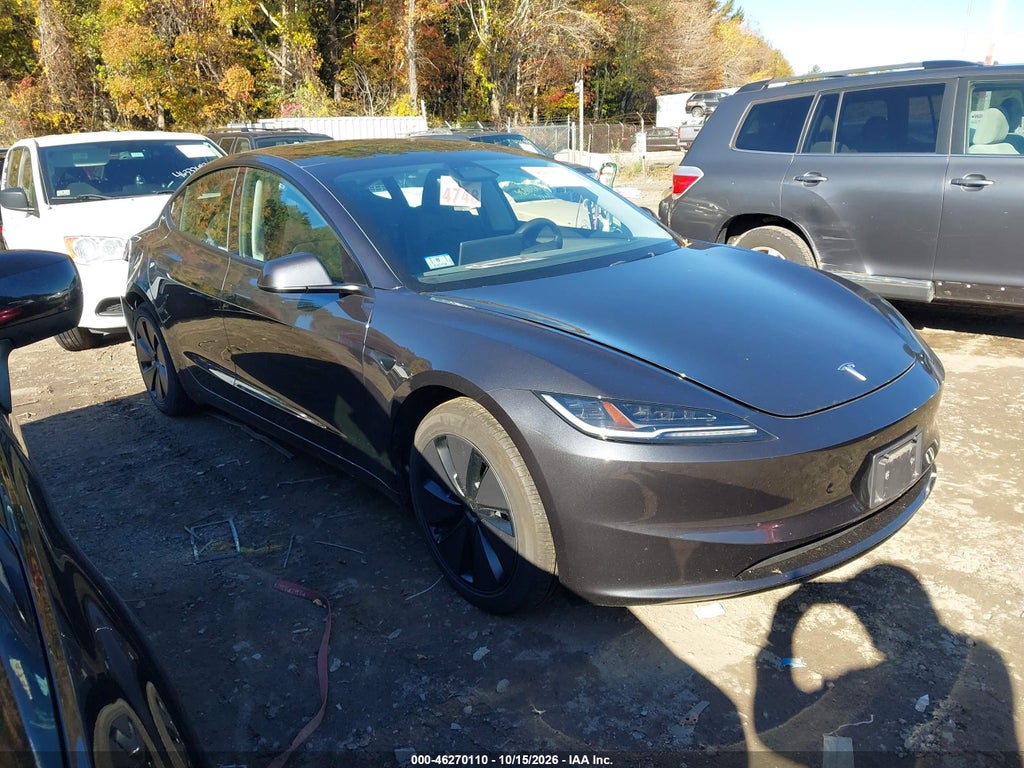 Tesla Model 3 2024