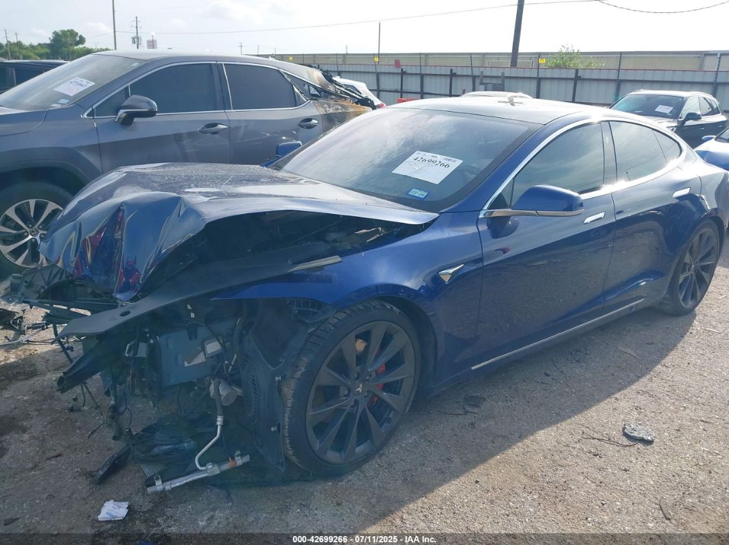Tesla Model S 2020