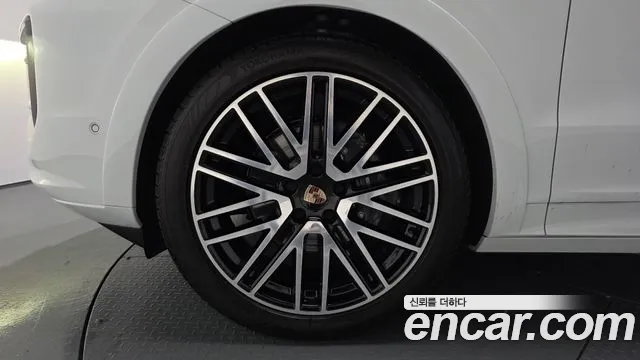 Porsche Cayenne 2024