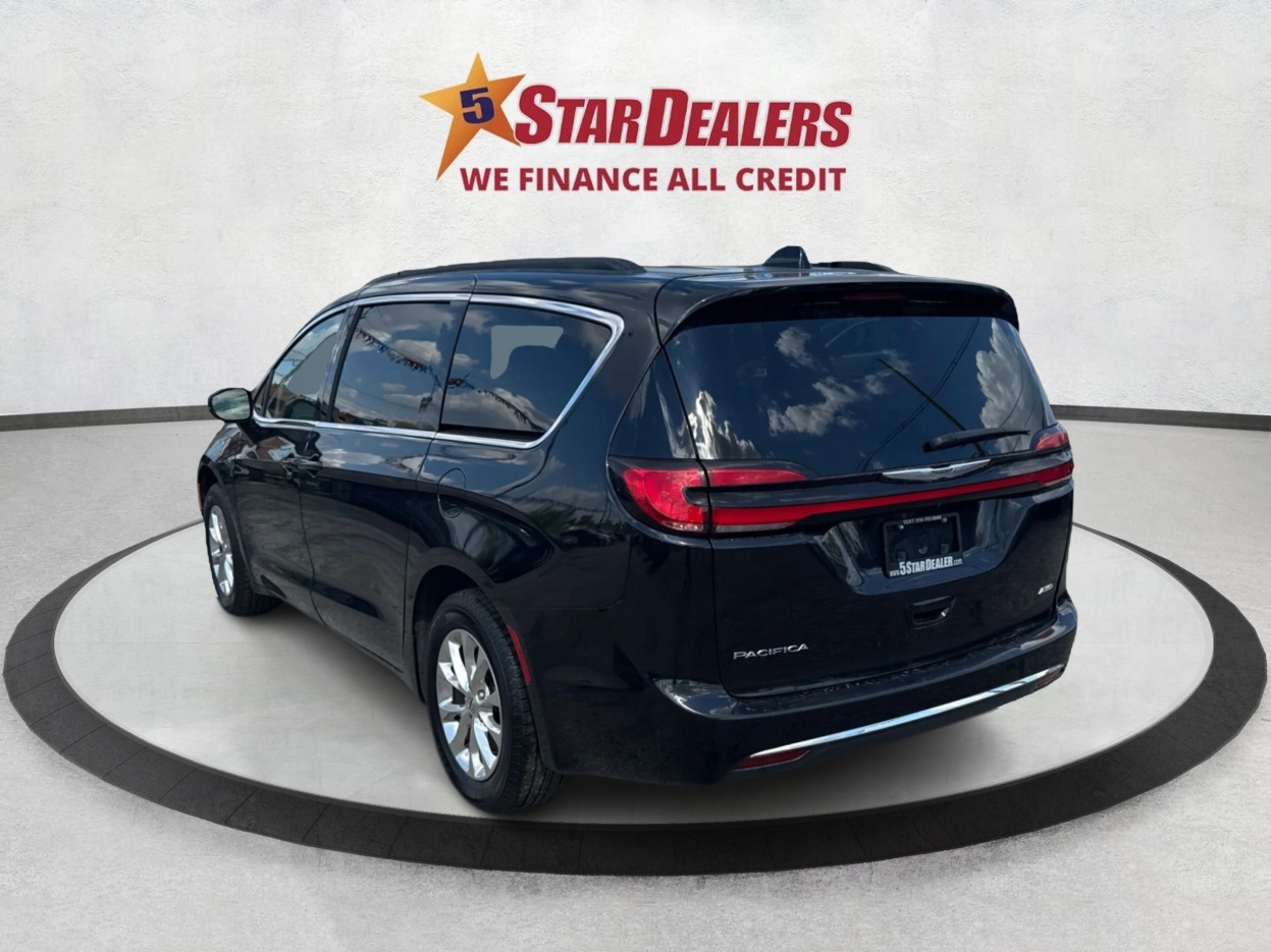 Chrysler Pacifica 2022
