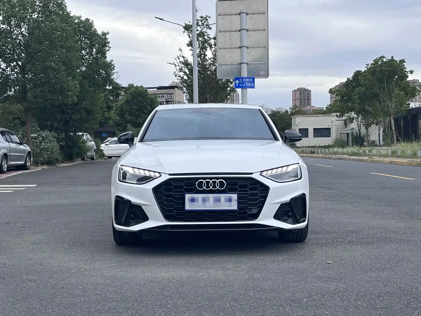 Audi A4 2023