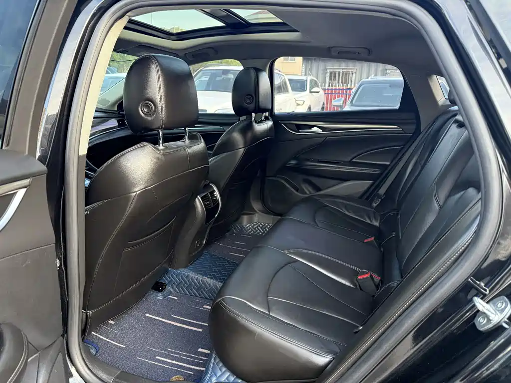 Buick LaCrosse 2021