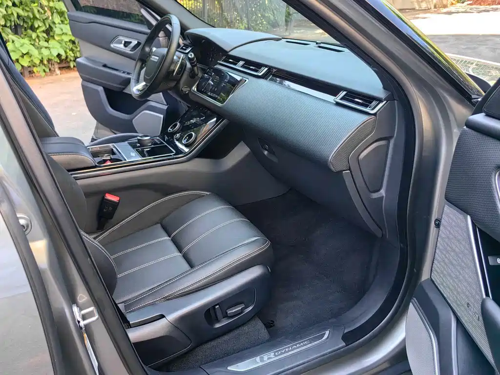 Land Rover Range Rover Velar 2021