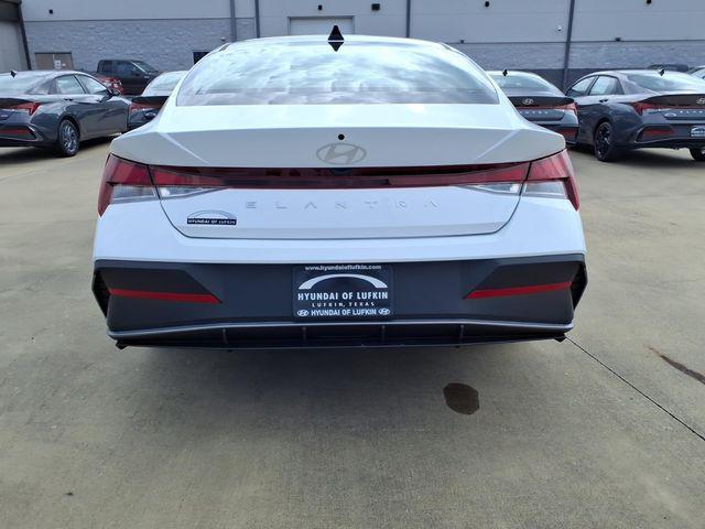 Hyundai Elantra 2026