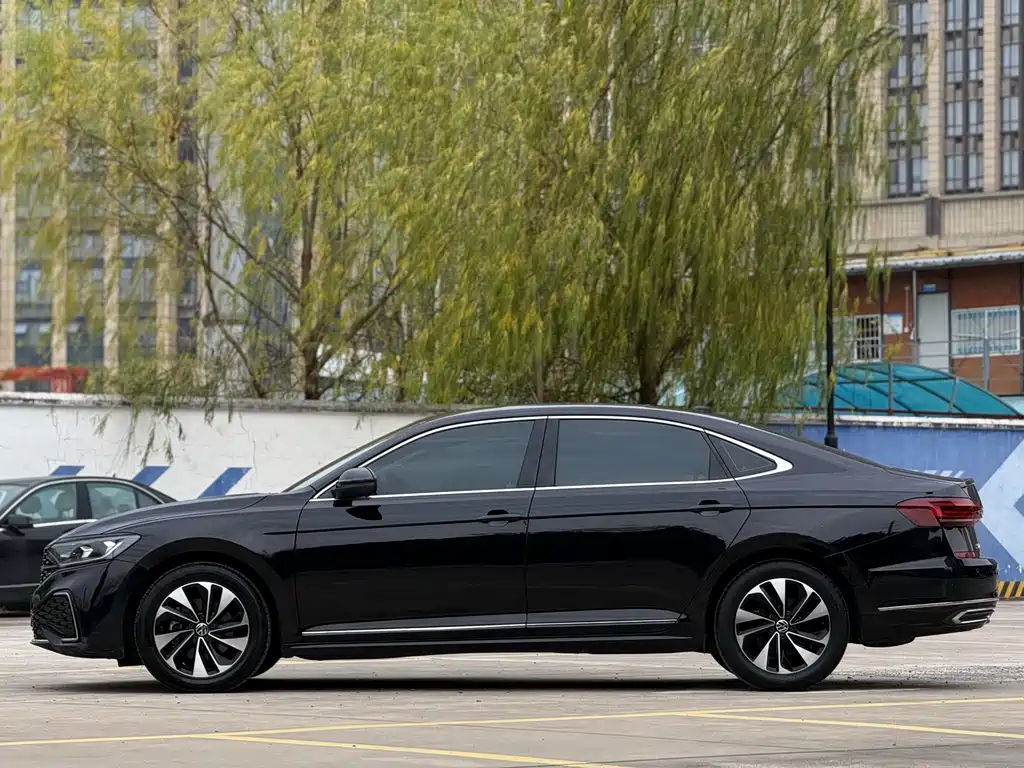 Volkswagen Passat 2021