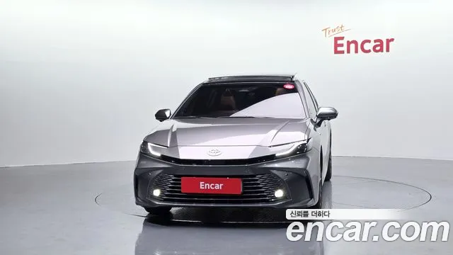 Toyota Camry 2024