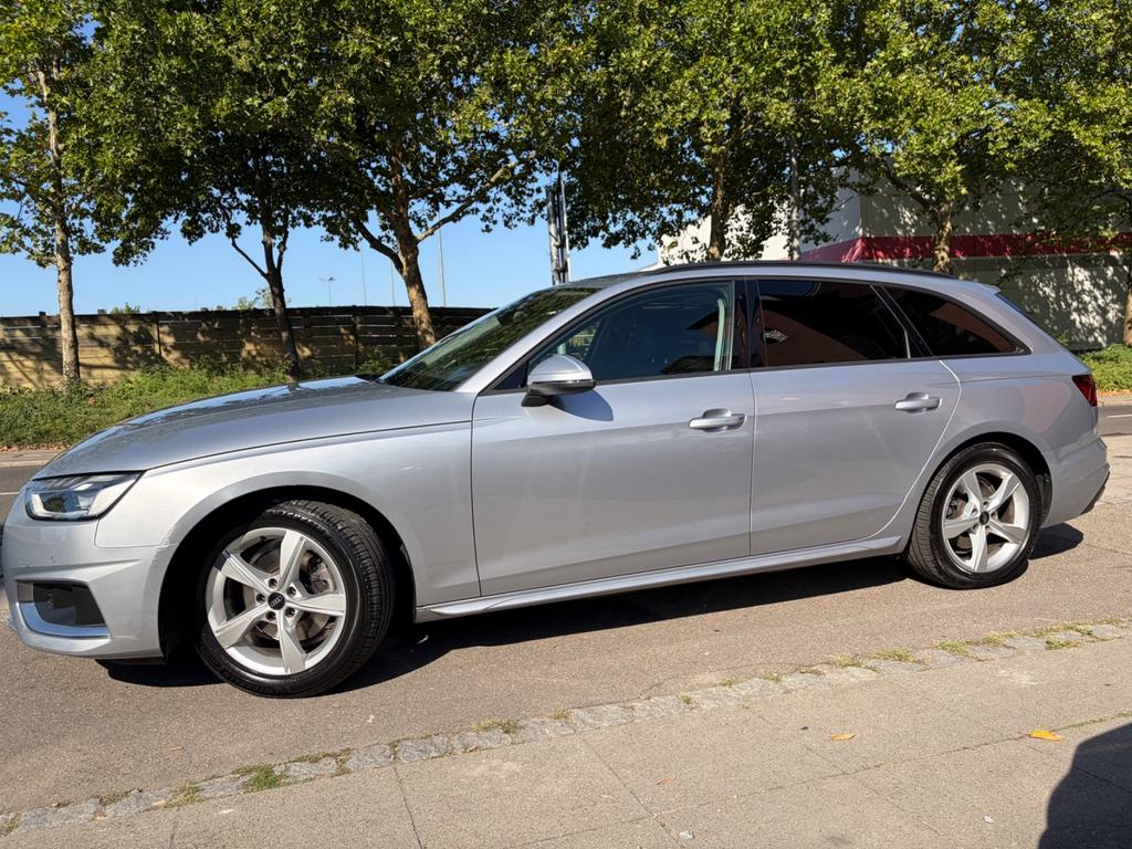 Audi A4 2022