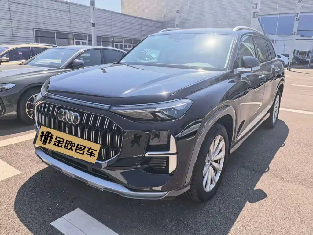 Audi Q6 2025