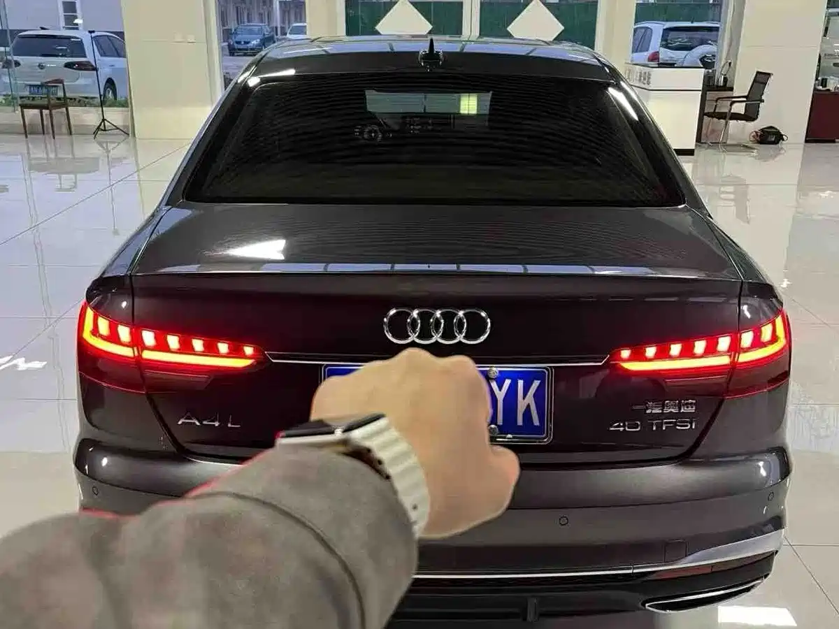 Audi A4 2022