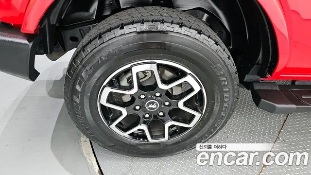 Ford Bronco 2022