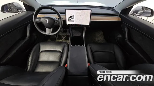 Tesla Model 3 2020