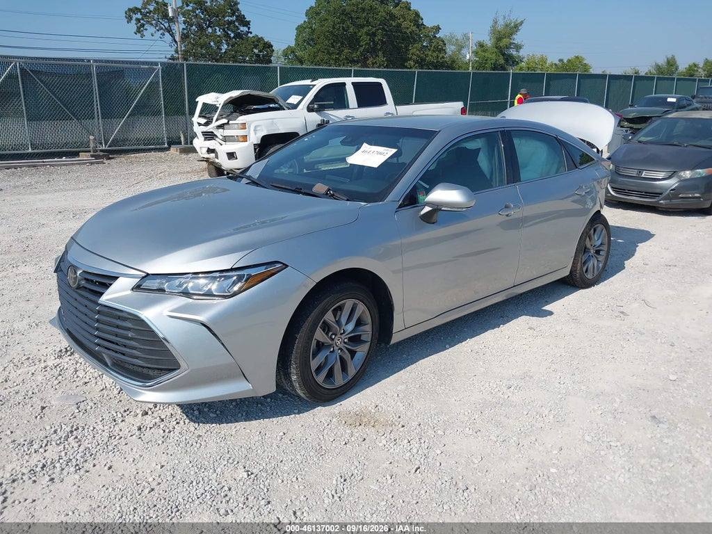 Toyota Avalon 2022