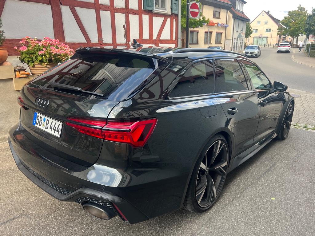 Audi RS6 2021