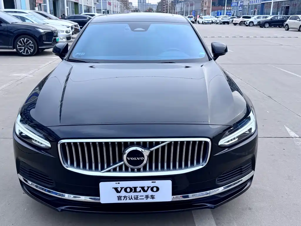 Volvo S90 2023