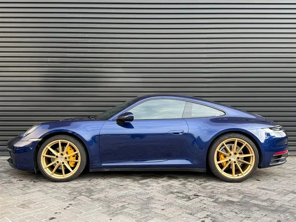Porsche 911 2021