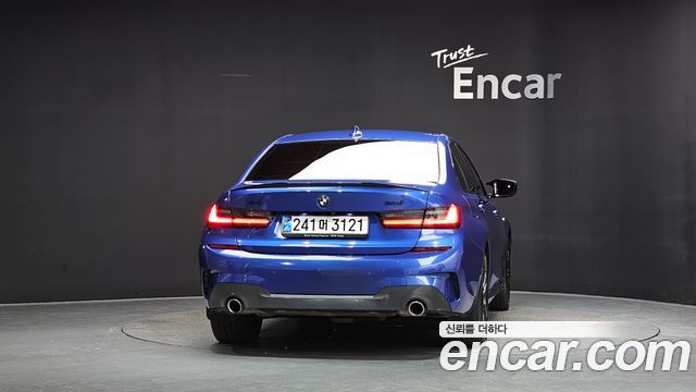 BMW 3 серии 2021