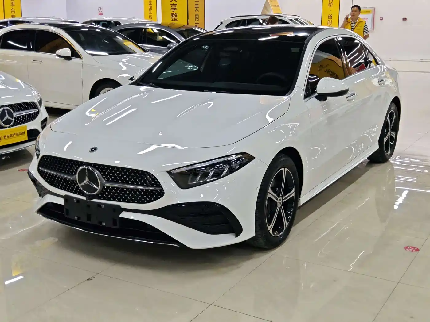 Mercedes-Benz A-Класс 2024