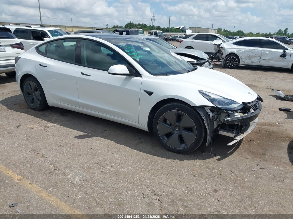 Tesla Model 3 2021