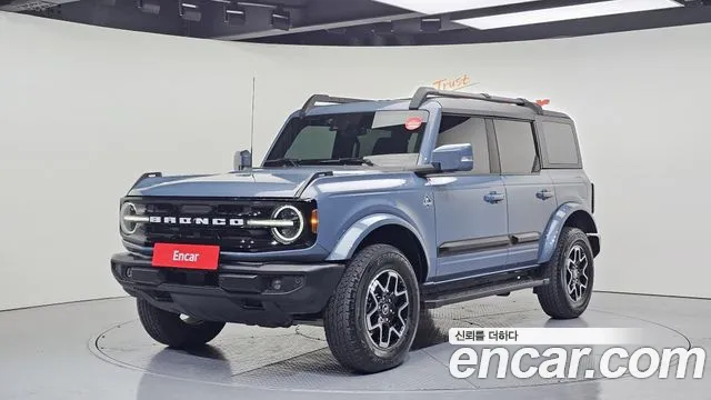 Ford Bronco 2023