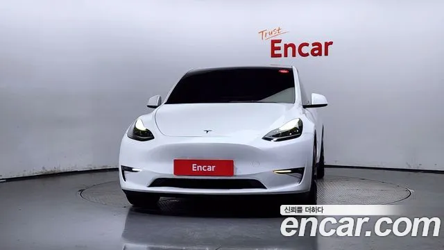 Tesla Model Y 2021