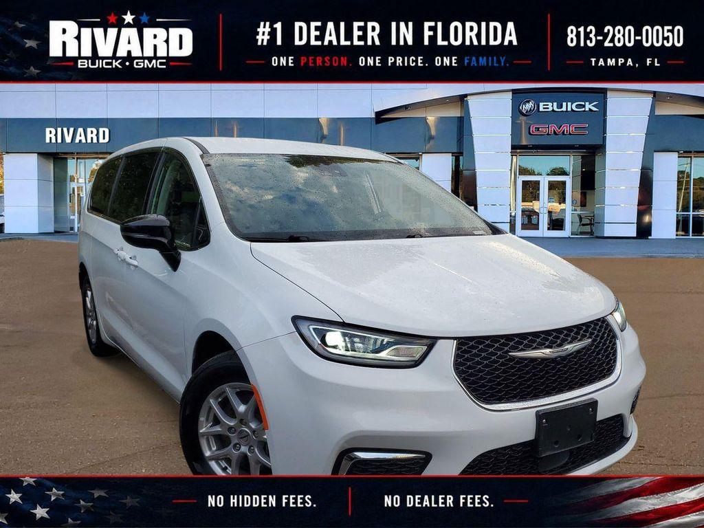 Chrysler Pacifica 2024