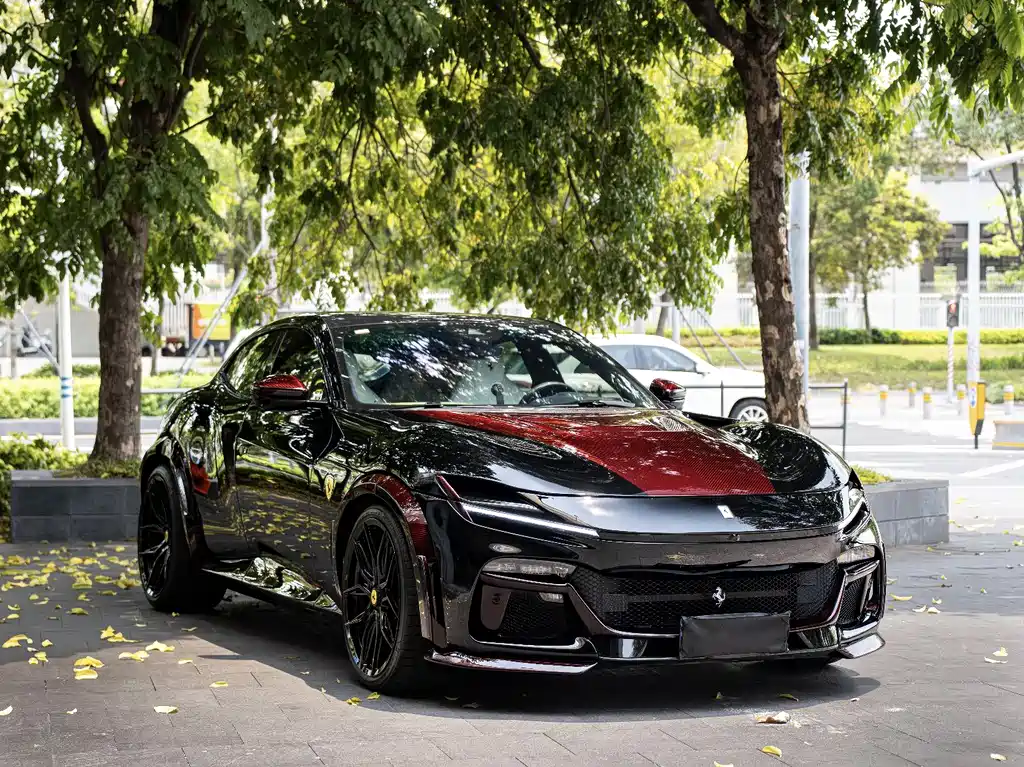 Ferrari Purosangue 2025