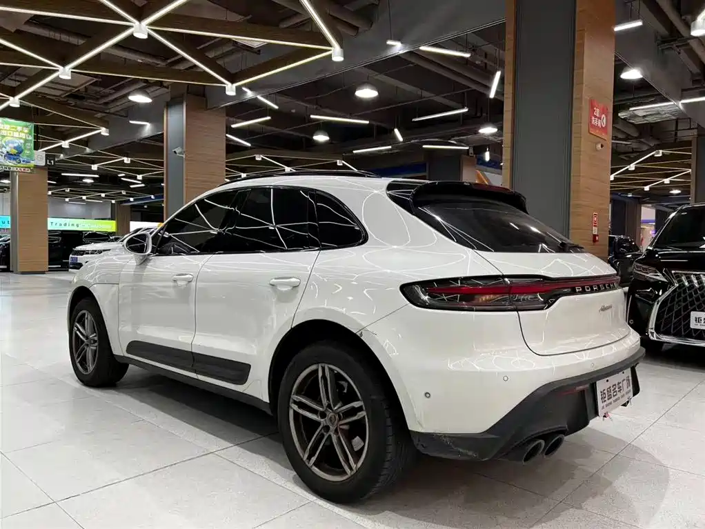 Porsche Macan 2022