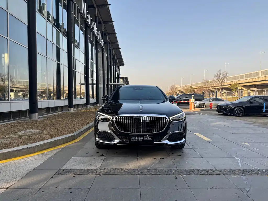 Mercedes-Benz Maybach S-Класс 2023