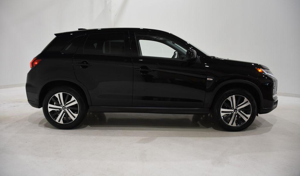Mitsubishi Outlander Sport 2025
