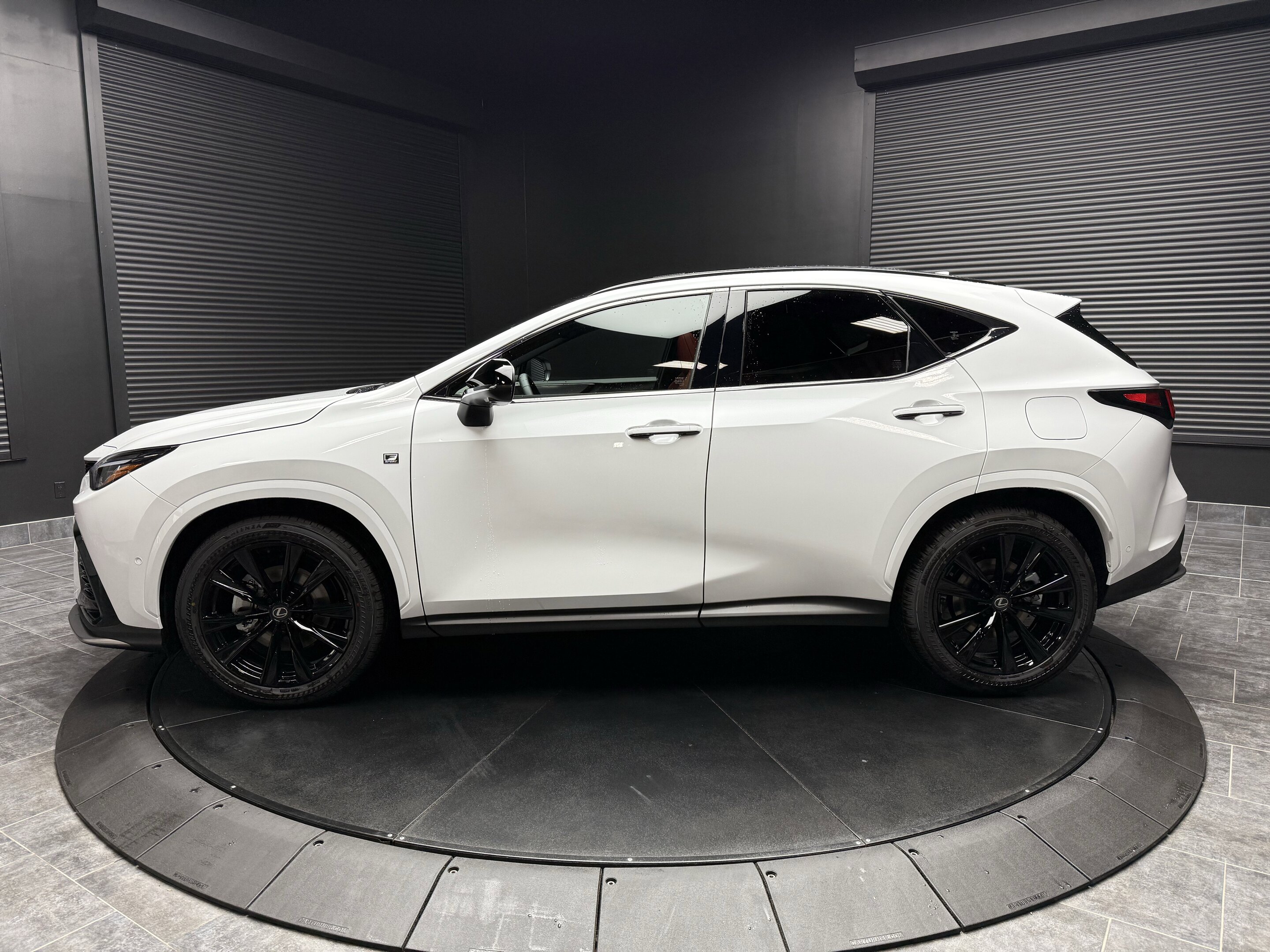 Lexus NX 2026