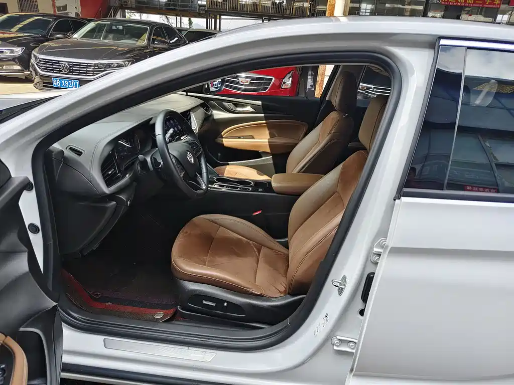 Buick Regal 2021